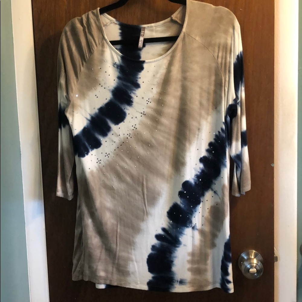 Tan and blue women’s blouse